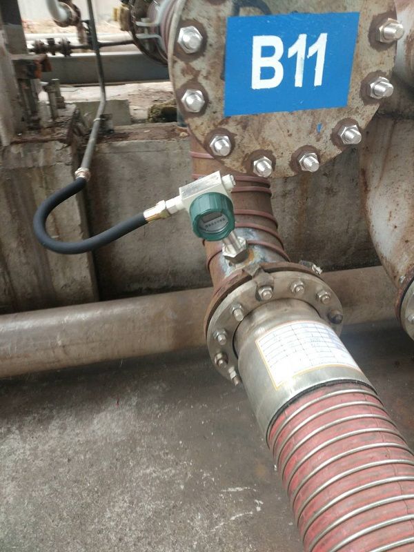 ���̰���